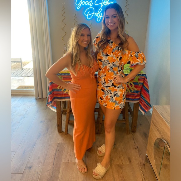 Orange multi color ruffle one shoulder sun dress - Picture 5 of 7